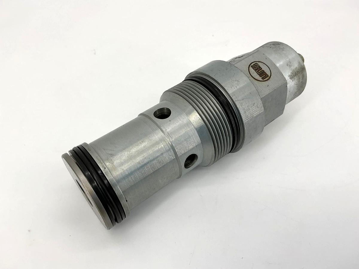 New Sun Hydraulics FDFALAN Adjust. Pressure-Compensated Control Valve No Box
