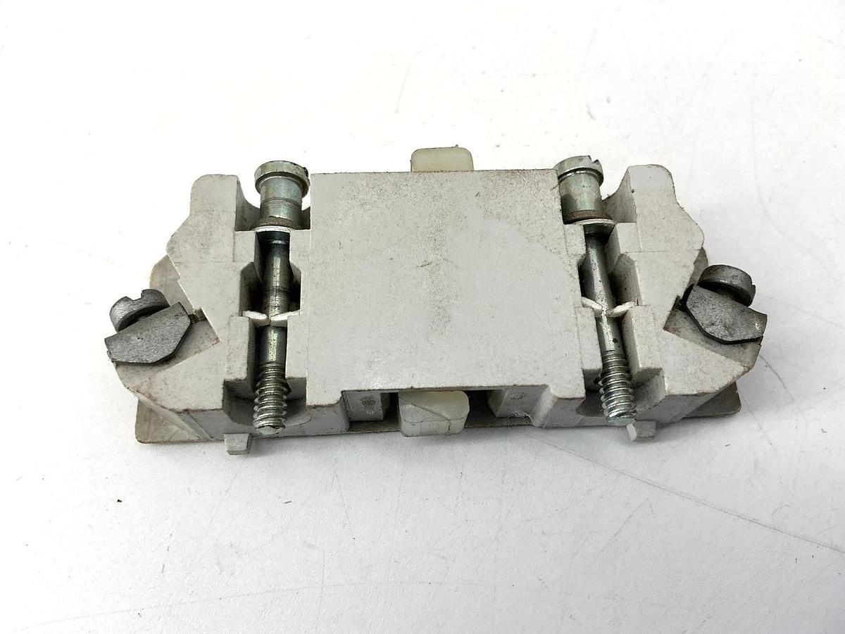Used Cutler-Hammer C320KGS20 Ser A2 Auxiliary Contact Block 1NO 10A 600VAC