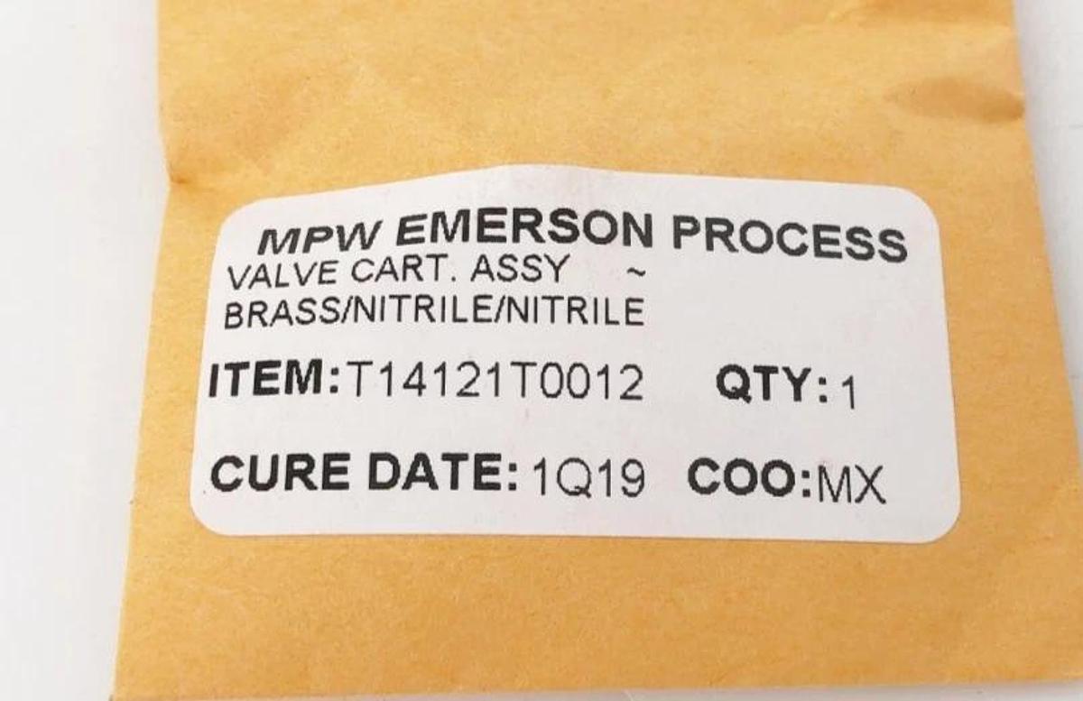 New Fisher Emerson T14121T0012 Valve Cartridge Assembly Brass Nitrile