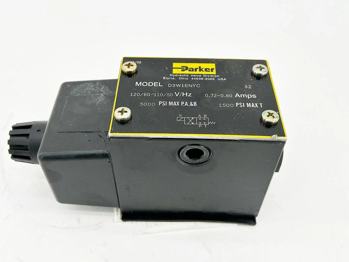 New Parker D3W1ENYC-32 Directional Control Solenoid Valve 120V 5000PSI - No Box