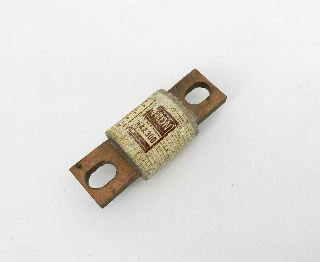 Lot of 3 New Bussmann Tron KAA 300 Rectifier Fuses 300 A 130VAC