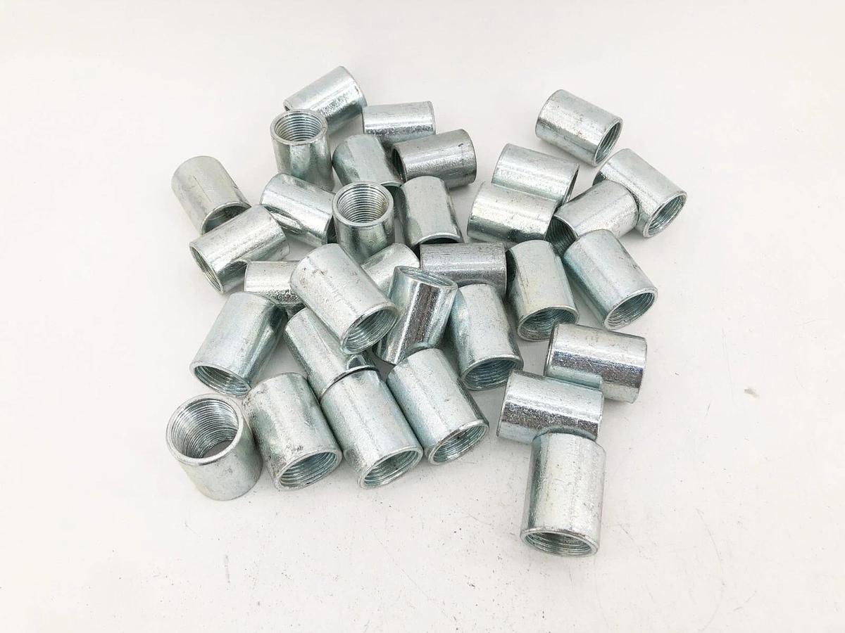 Lot of 28 New 3/4" Steep Pipe Couplings