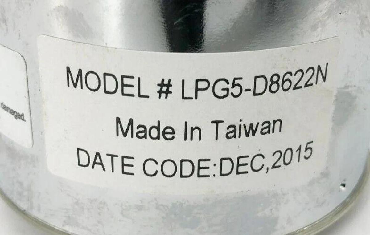 New Dwyer LPG5-D8622N Gauge 2.5" 0-100in w.c. Bottom Conn. 1/4NPT Male