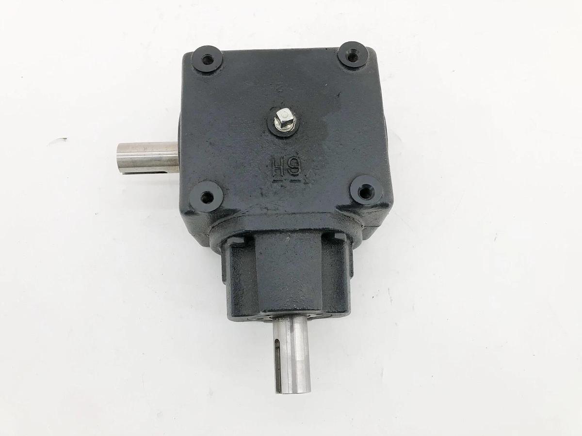 New Browning 9HB1-SN10 Bevel Gear Box Reducer 1:1 Ratio 1" Right Angle Shafts