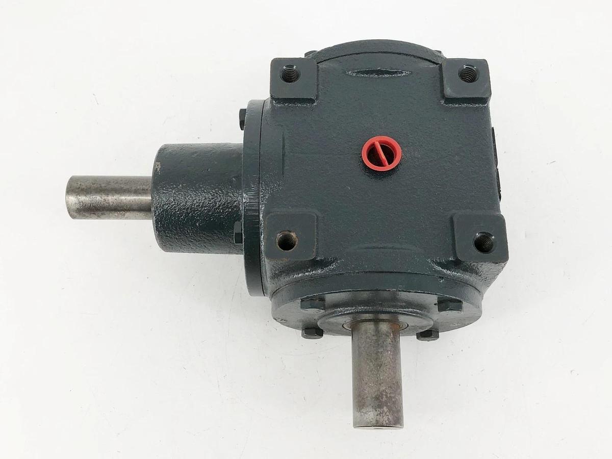 New Hub City 0220-03522 Right Angle Gearbox 1:1 Model 66 1.25" Shaft - No Box