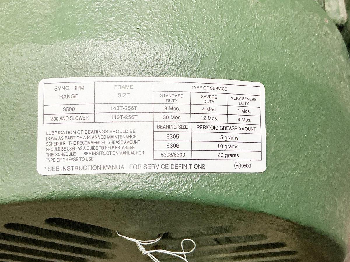 New Toshiba BY156FLF10MHD02 Electric Motor 575V 60Hz 1170RPM 1.5HP 2A FBK1