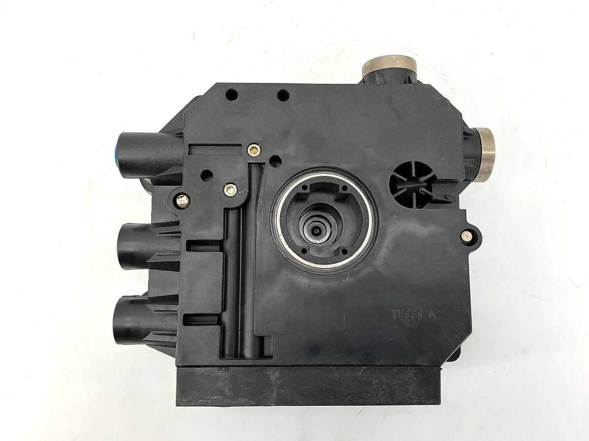 Used VRC VP700G Pneumatic Positioner Flat 90 Degree Indicator 30-150PSI VP700-G