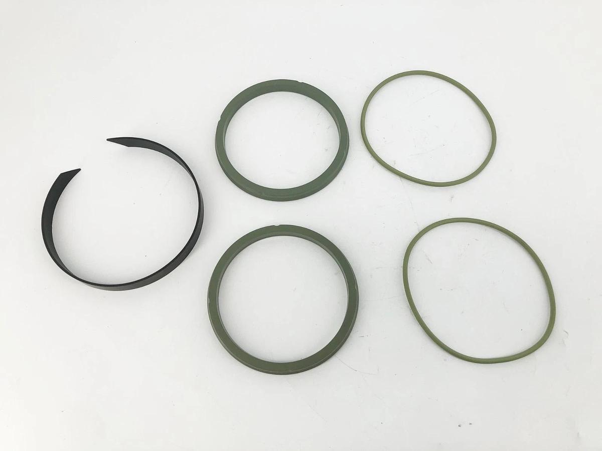New Festo CRDNG-125-PPV-A-S6 Set of Wearing Parts 665235 (Incomplete Kit)