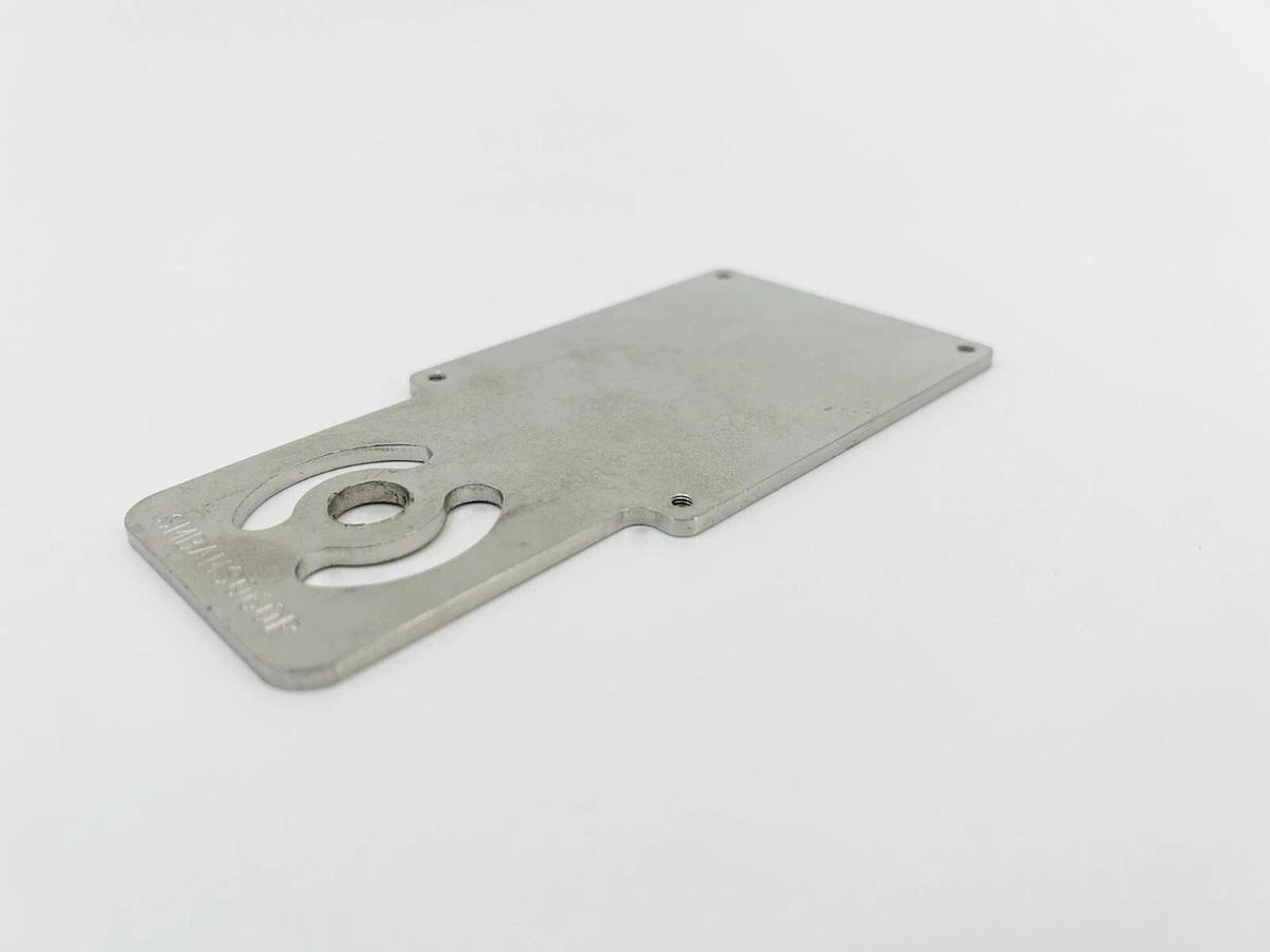 New Banner Engineering SMBAMSQ60P Sensor Bracket For Mounting Q60 Sensor