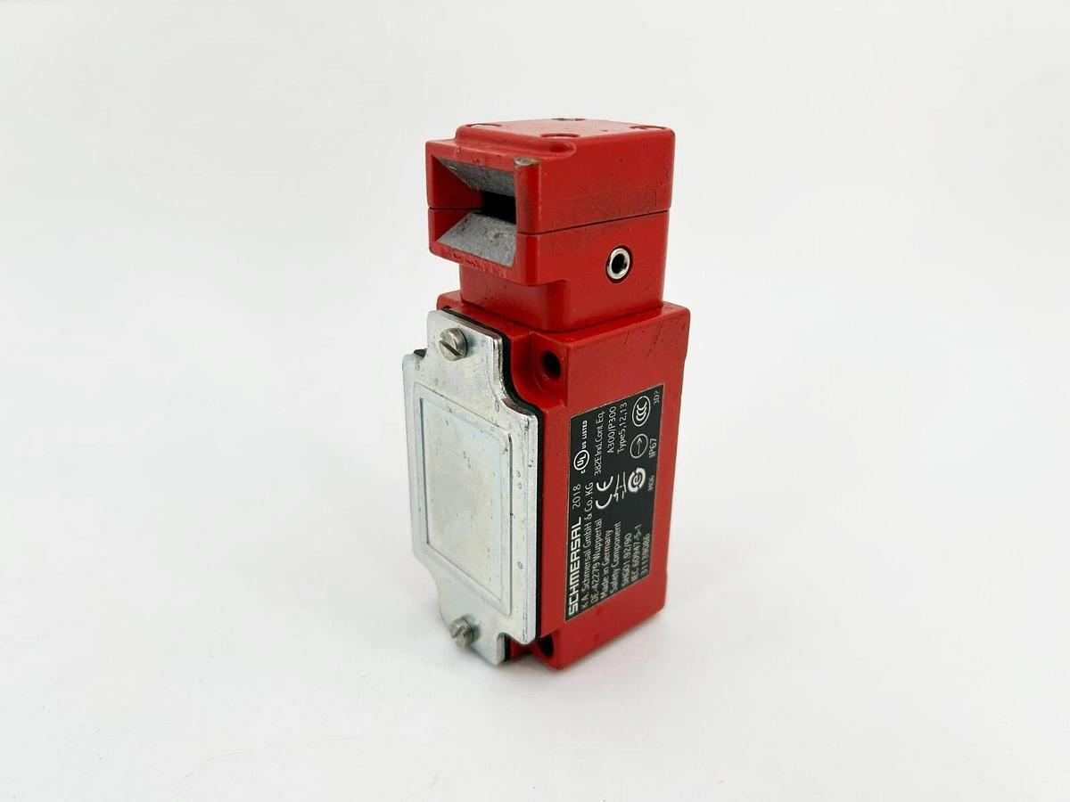 New Schmersal SHG01.92/90 Snap Action Safety Switch - No Box