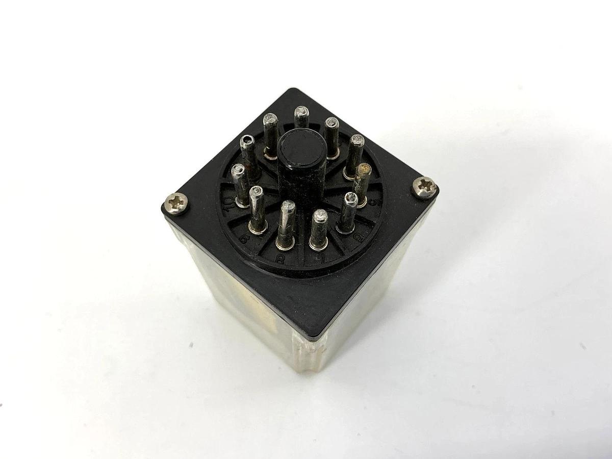 Used Lot of 2 RELE C4UL-3CO Relay 11-Pin 3-Pole 1/4HP 6A 115VAC 50/60HZ