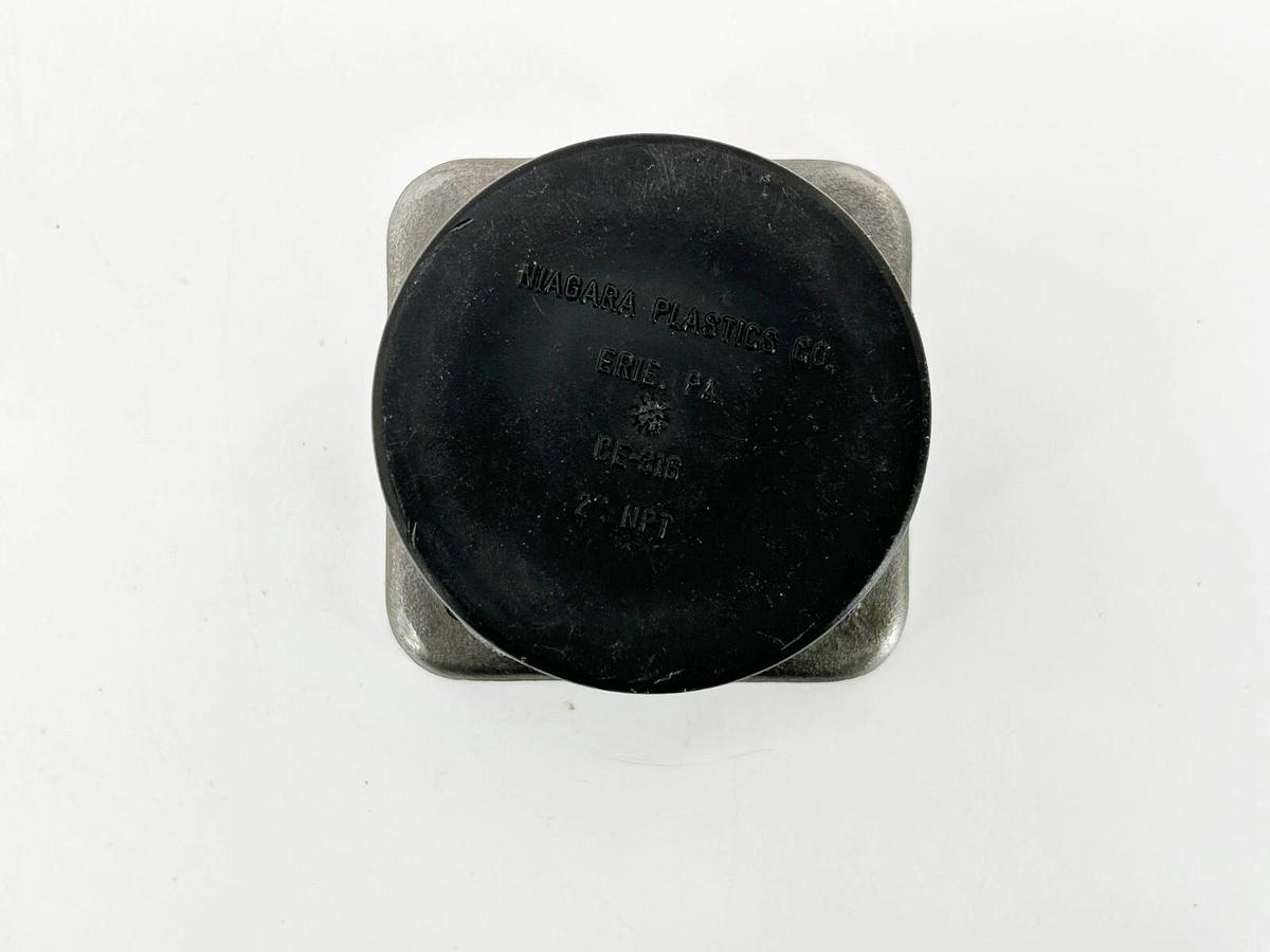 New Quincy 1627456345 Adapter, Gauge, Level, Fluid (OEM)