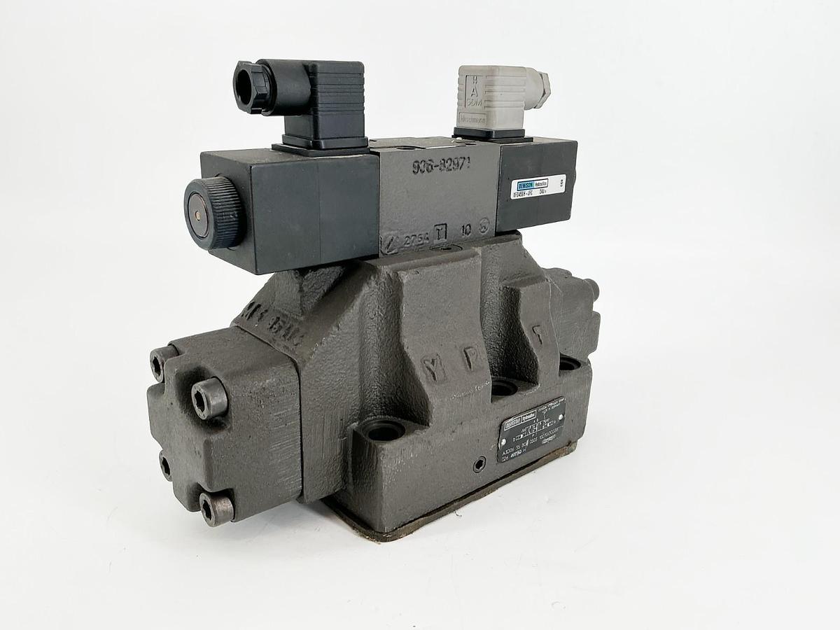 New Denison A3D06-35-B01-0303-10D1G0Q3380026-47780-H 24VDC - No Box