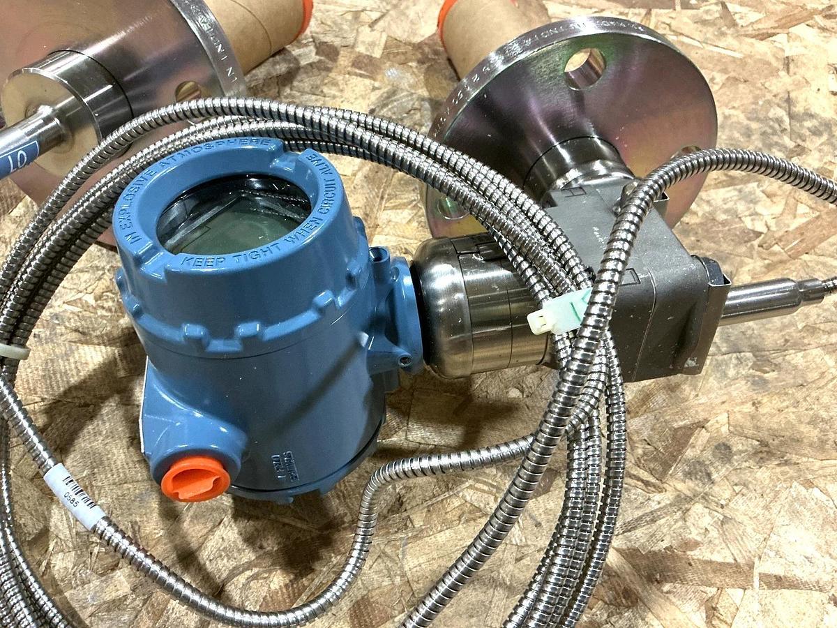 New Rosemount 3051S2CD3A2B12A1AM5 Pressure Transmitter 285PSI CAL: 0-1000 in H2O