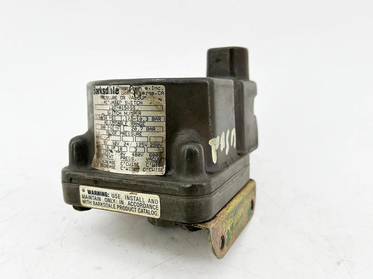 Used Barkdale D2T-A150SS Pressure Switch 1.5-150PSI 480V - Missing Parts