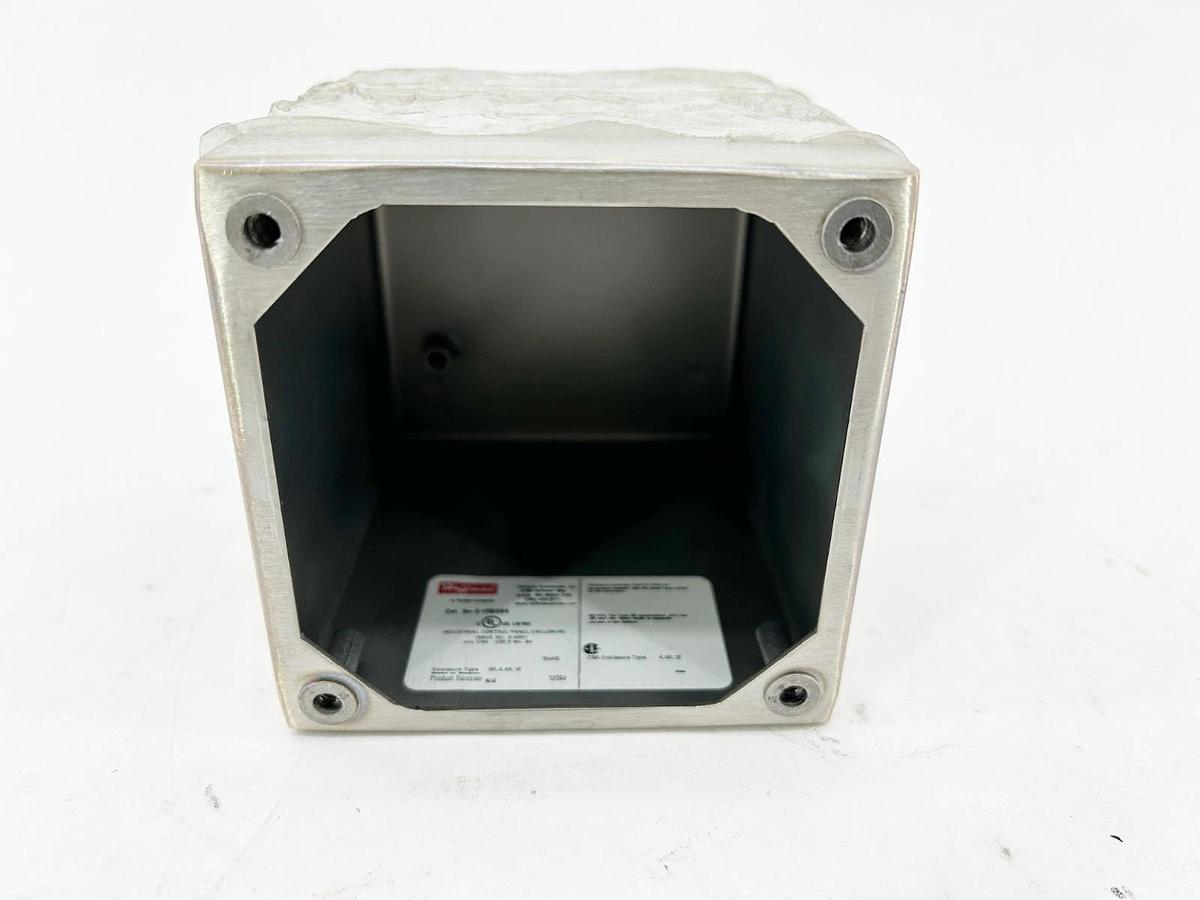 New Hoffman E1PBXSS SS Pushbutton Switch Enclosure Single Slot W/O Cover