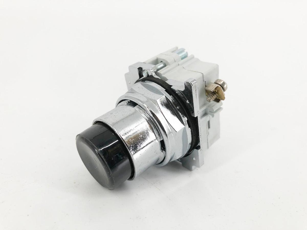 New Cutler Hammer 10250T/9100T Momentary Pushbutton Black - No Box