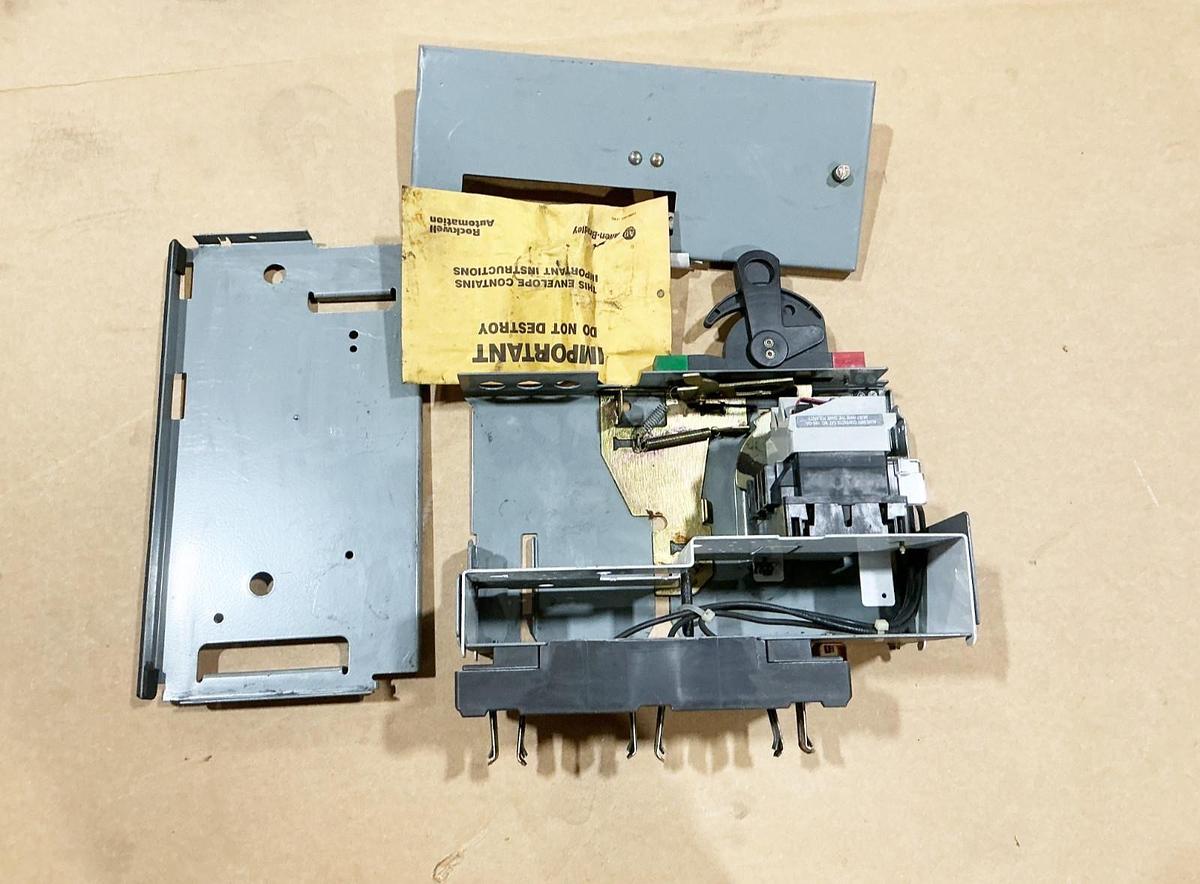 New Allen Bradley 2192FZ-BJC-24J-79U Disconnect 30A NEMA 12 600V Ser.U - No Box