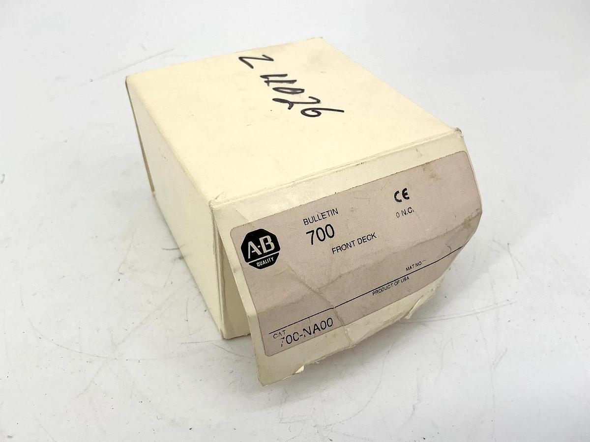 New Allen Bradley 700-NA00 Ser B Relay Front Deck 4-Pole 125Watt Max 700NA00