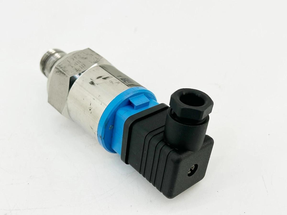 Used Endress + Hauser PMC131-A12F1A1K Transmitter 12Bar 20MA 30VDC 1/4NPT 1/2NPT NEMA
