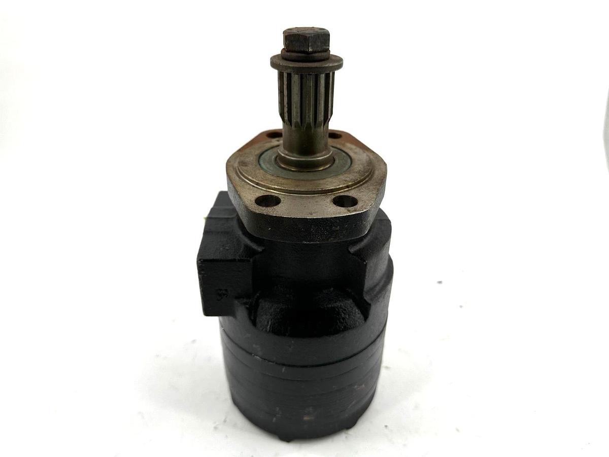 New Ross TORQMOTOR MB080105AAAA Hydraulic Motor 1.23" OD - No Box