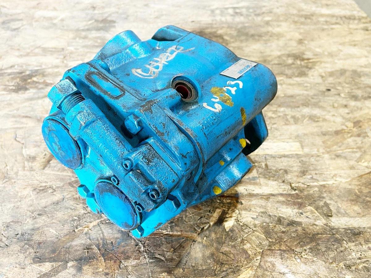 Used Vickers PVB29-RS-20-C-11 Axial Piston Pump 3000PSI 2000RPM Max 362032