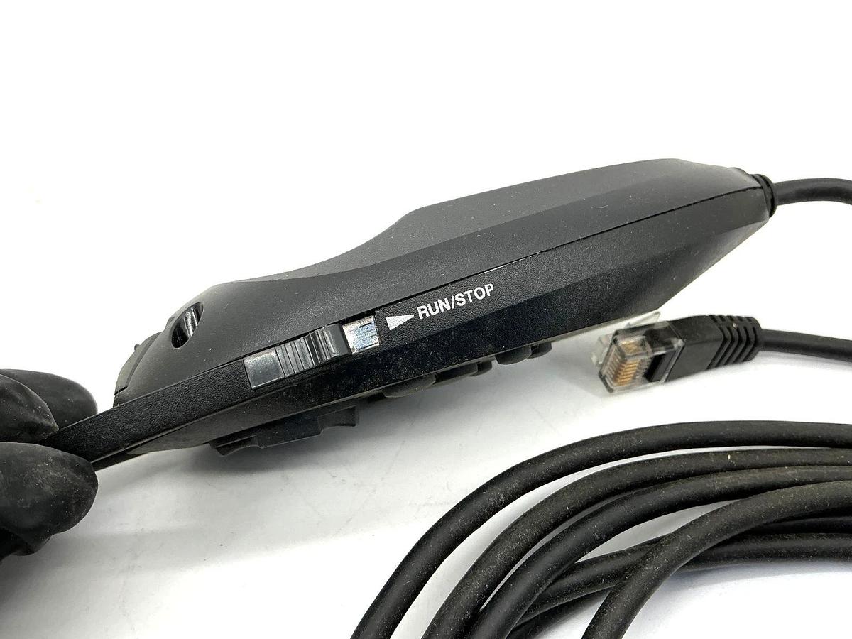 New Keyence CV-5502 Controller 24VDC 18-Inputs 24-Outputs CV5502