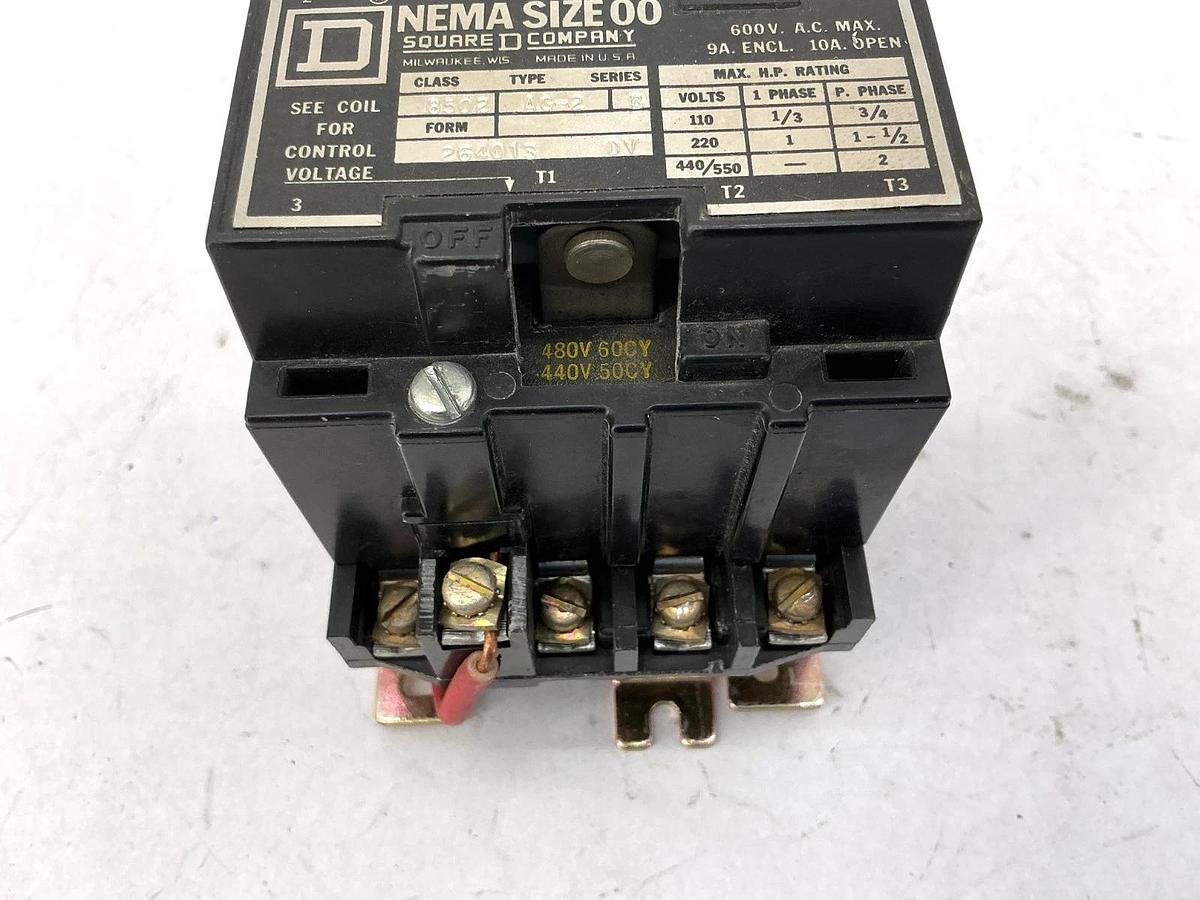 Used Square D 8502AG-2 Ser B Magnetic Contactor Nema Size 00 10A 600V