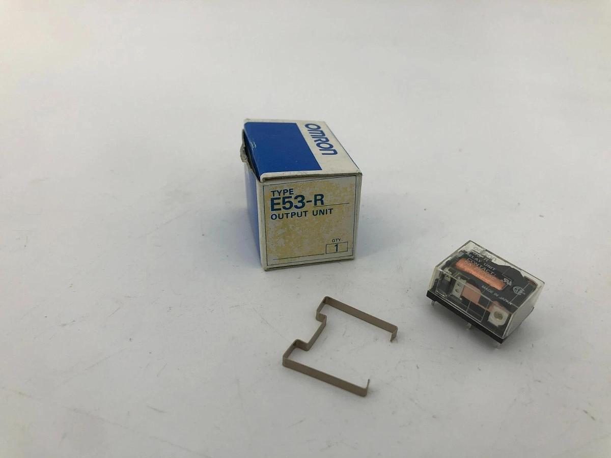 New Omron E53-R Output Unit 24VDC