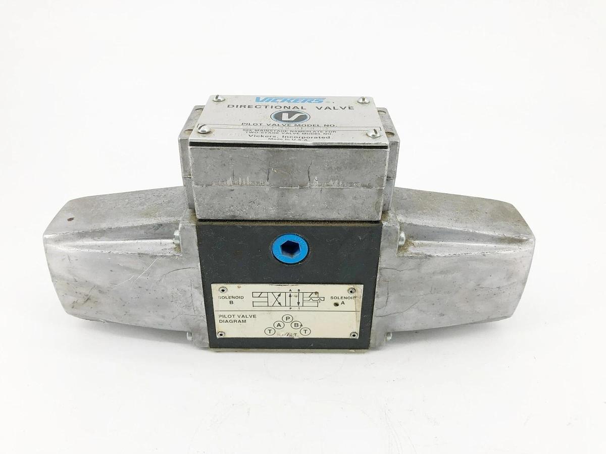 New Vickers DG4S4W-012N-51 Directional Control Valve 115V .61A 433976