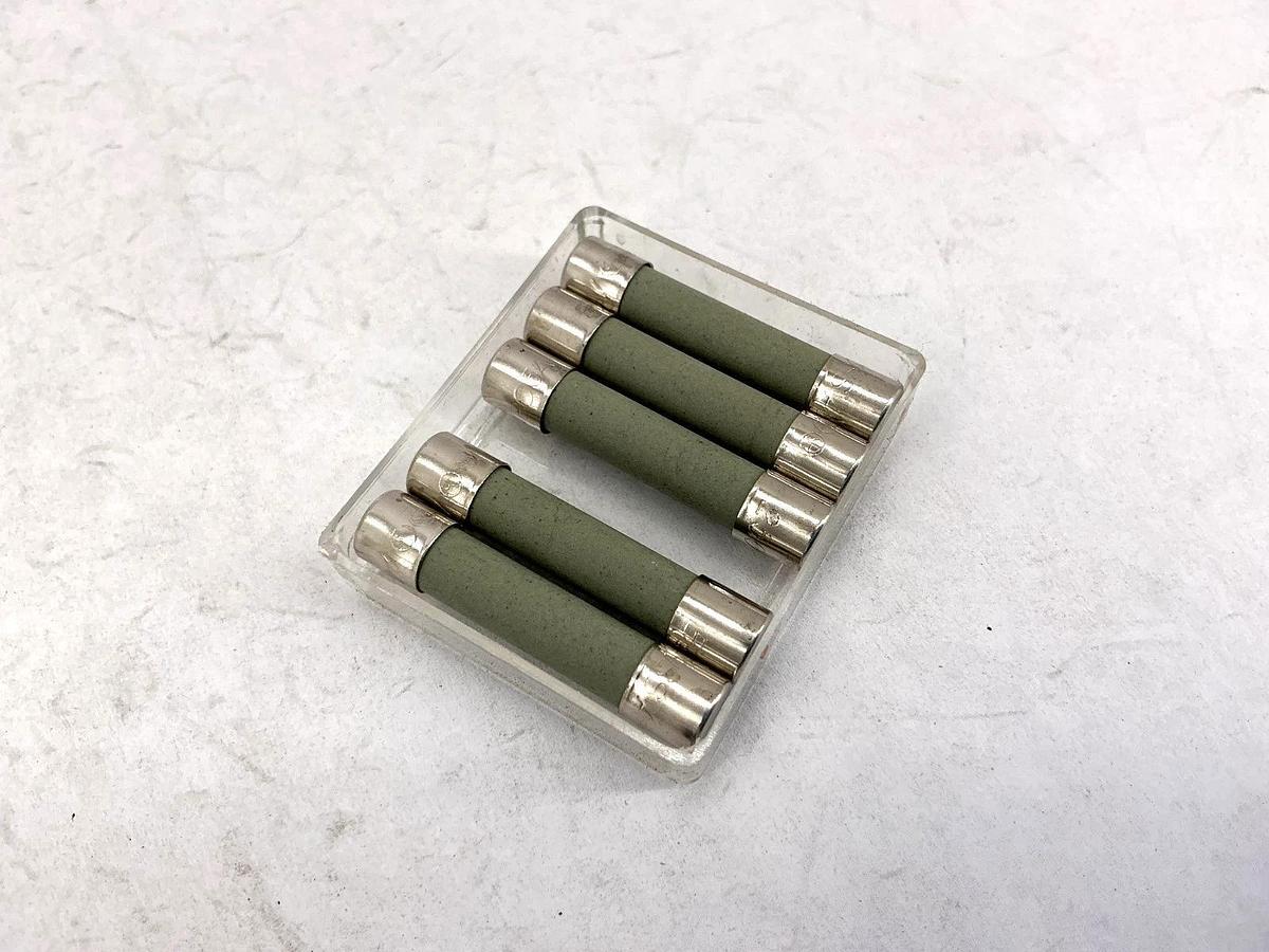 Lot of 20 New Bussmann ABC-5 Ceramic Fast Acting Fuse 5A 250V