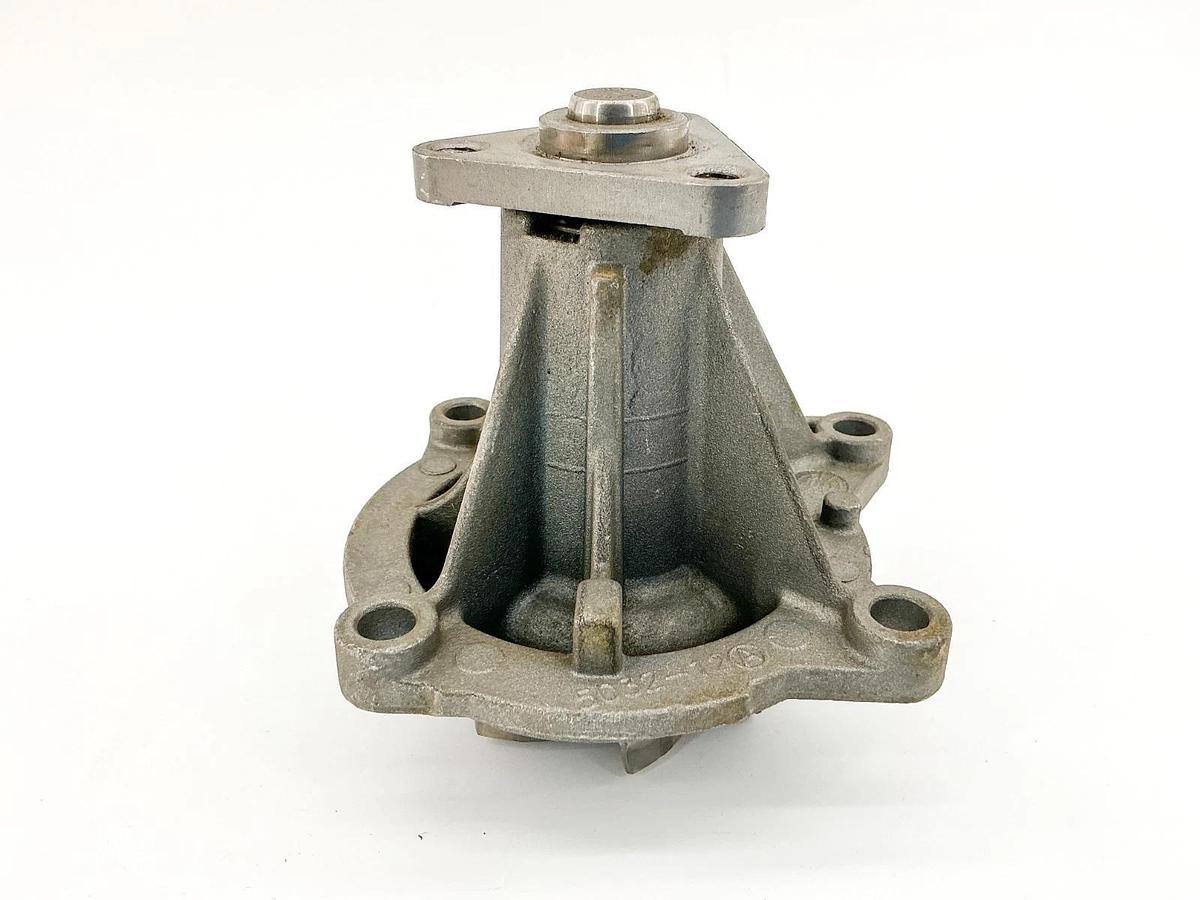 New Toyota 00591-34285-81 Water Pump W/O Gasket