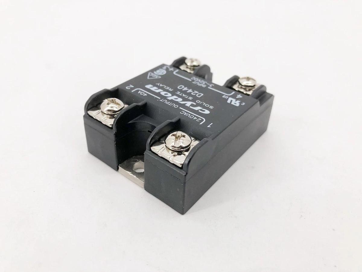New Crydom D2440 Solid State Relay 25A 240V