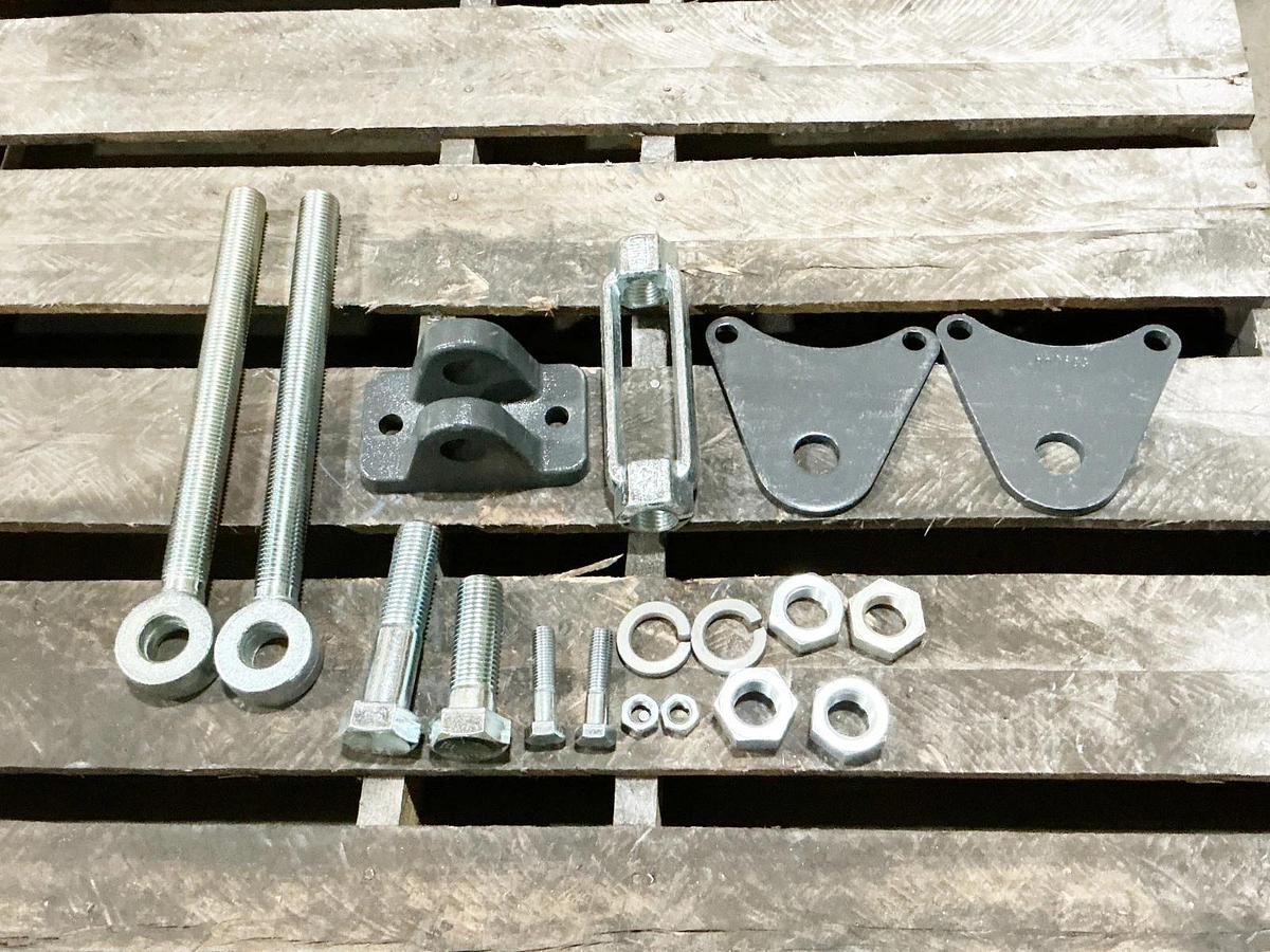 New Browning 315TAP-H Helical Shaft Mount Speed Reducer Torque Arm