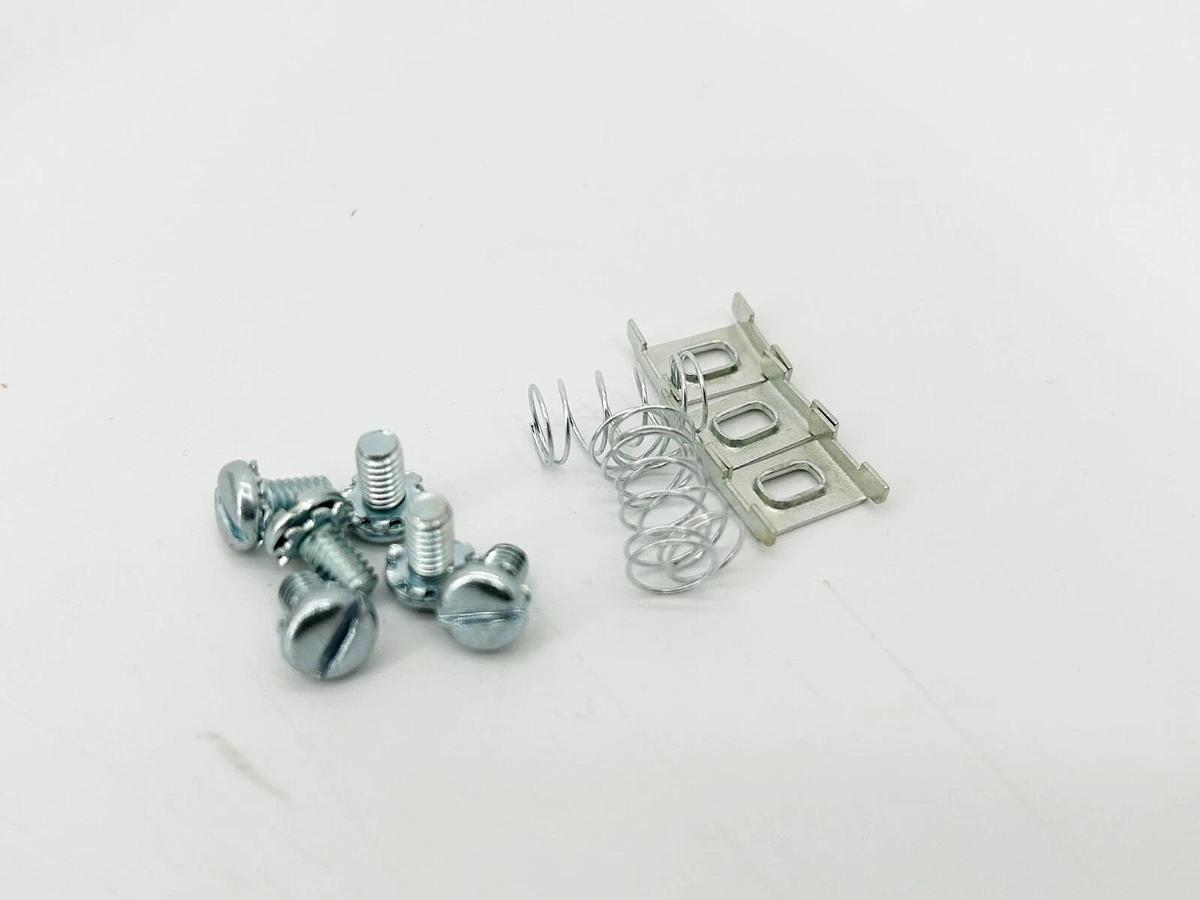 New Repco 9113CC Contact Kit Size 1 3P Replaces Cutler Hammer Series A1 6-23-2
