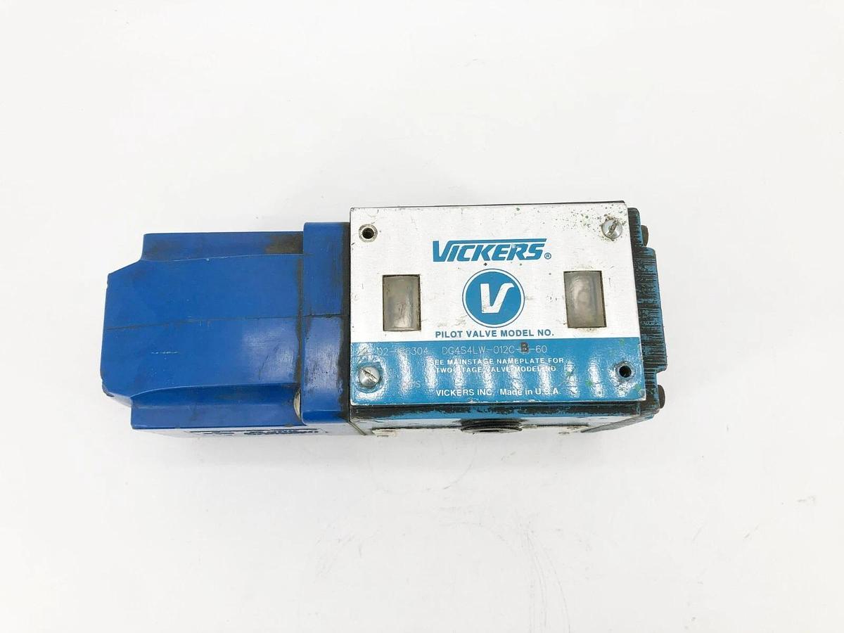 Used Vickers DG4S4LW-012C-B-60 Pilot Valve 120V Coil 02-126304