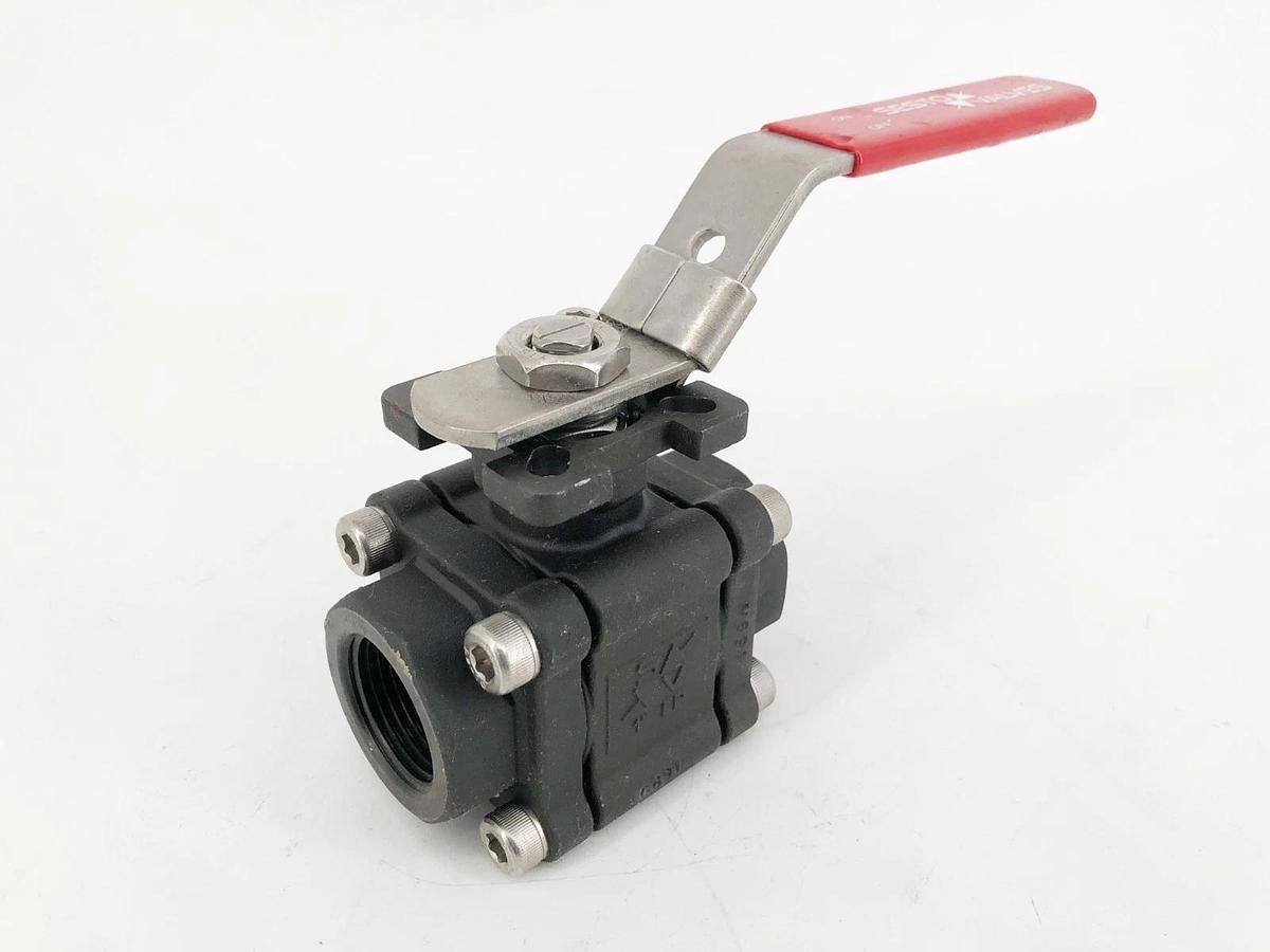 New Sesto Valves M32N-01-C60F-L Ball Valve 1" 2000WOG B16.34 - No Box