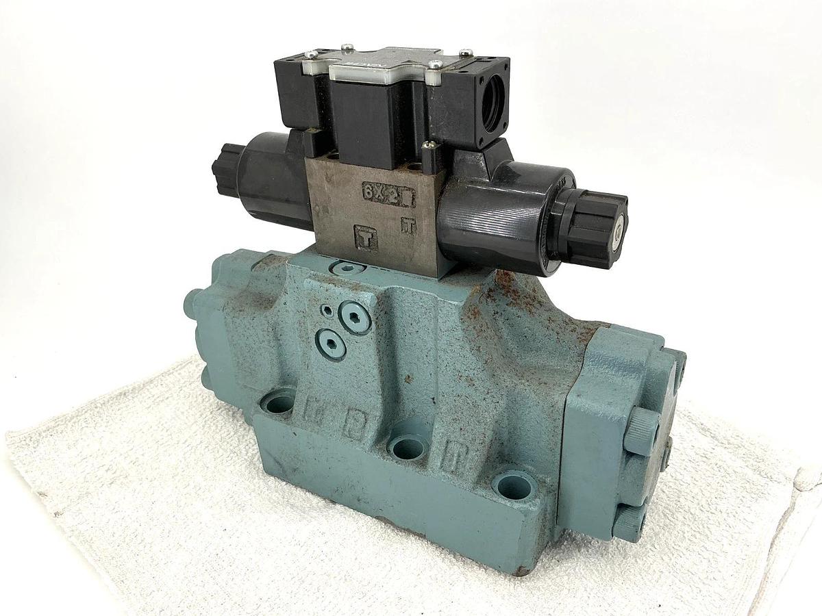 Used Nachi DSS-G06-C6-AR-C115-E22 Solenoid Directional Control Valve 4-Way