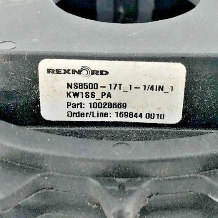 New Rexnord NS8500-17T_1-1/4IN_1KW1SS_PA Molded Split Sprocket 10028669
