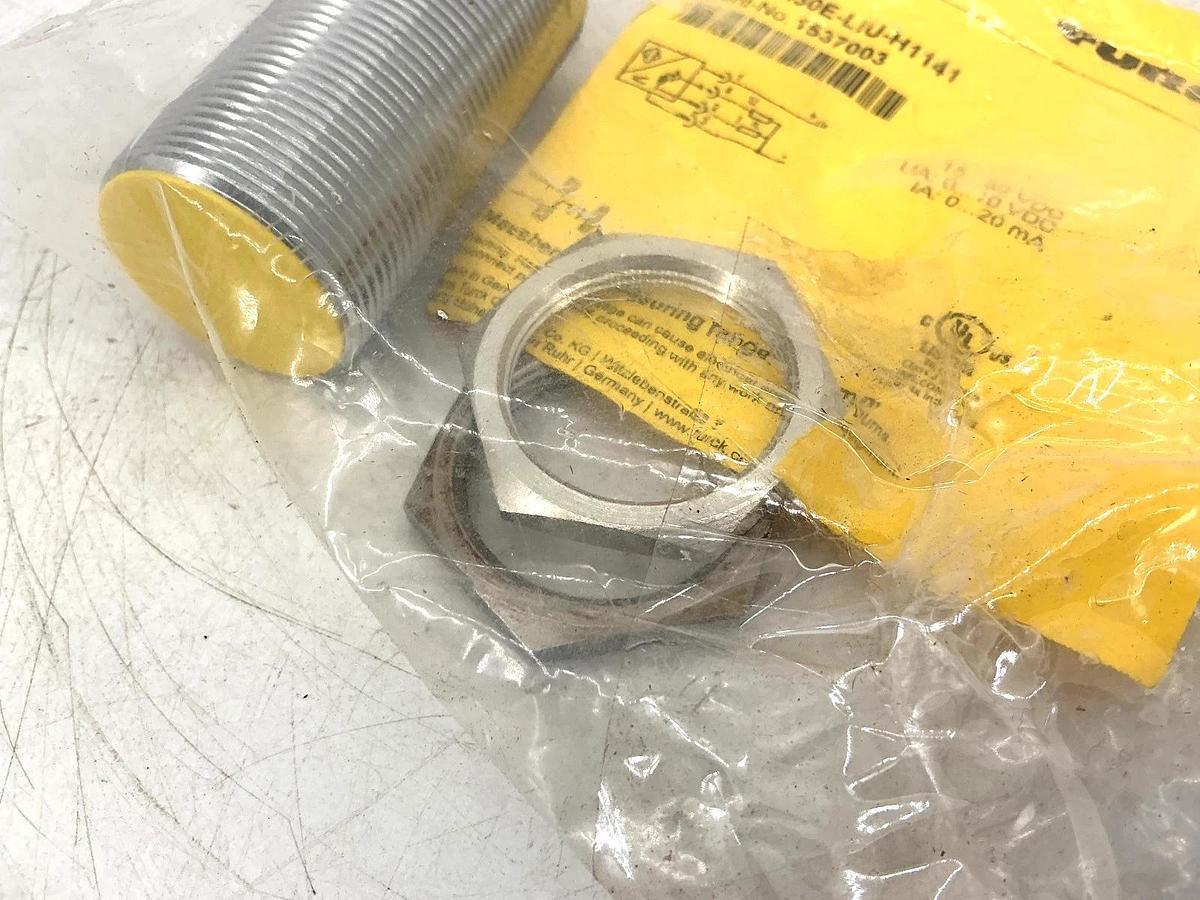 New Turck Bi10-M30E-LiU-H1141 Proximity Sensor Plug-In 4-Pin 15-30VDC 1537003
