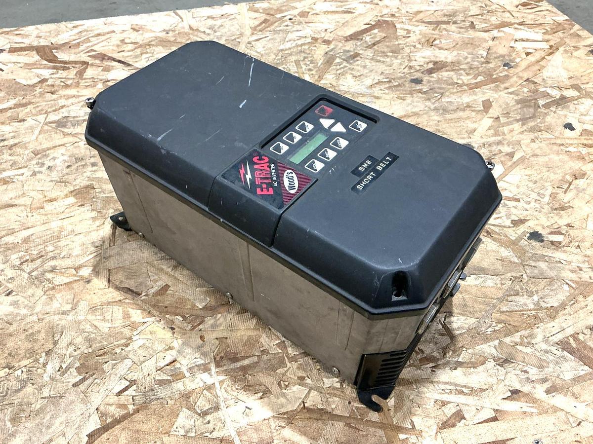 Used Woods WFC4010-0C AC Inverter Drive 3PH 15.4A 460VAC FOR PARTS ONLY