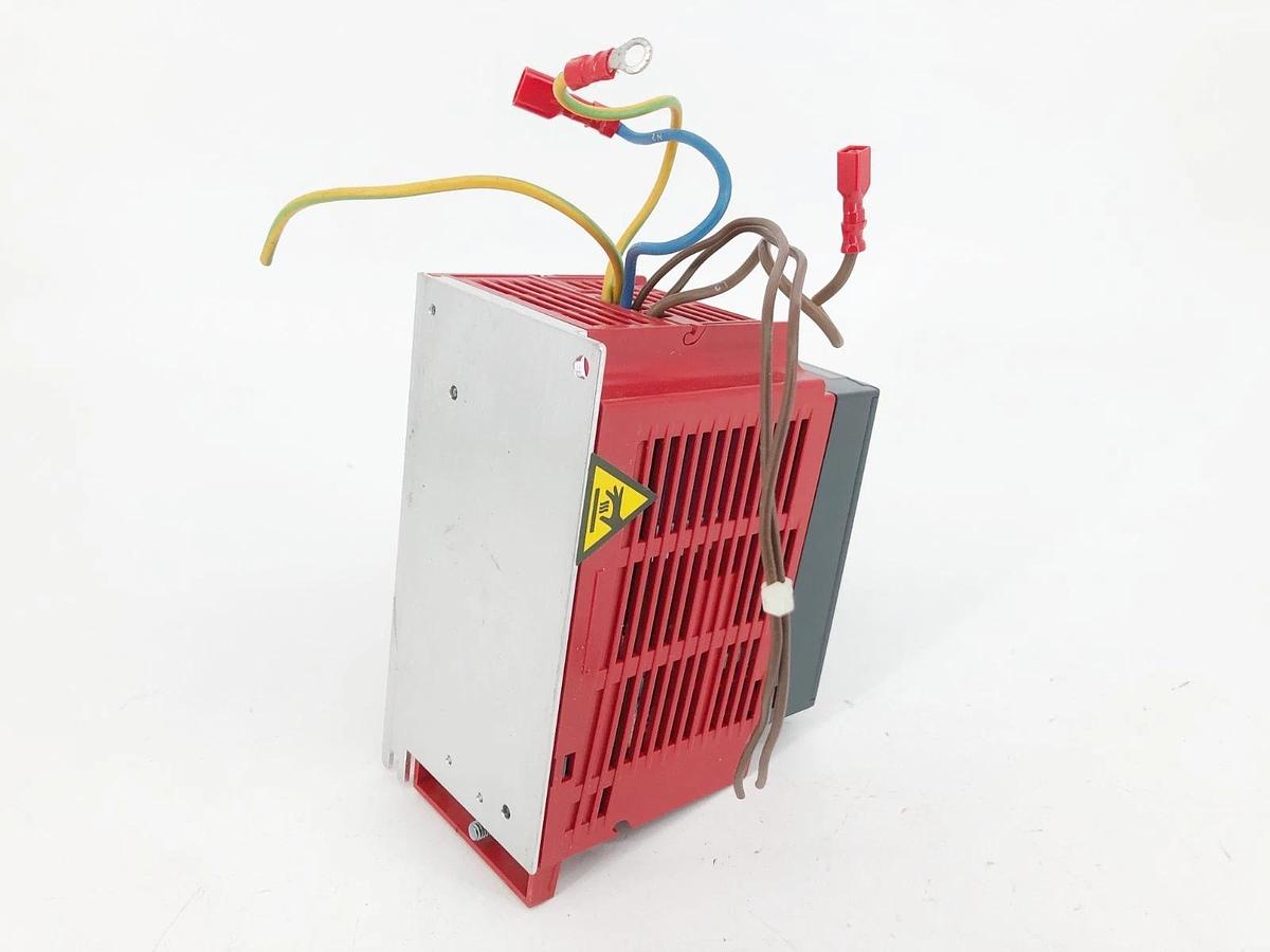 Used Toshiba VFNC3S-2002PL Transistor Inverter 1PH 200/240VAC 0.2kW/0.25HP