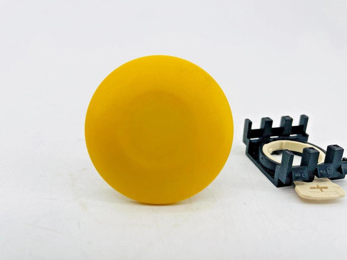 New Cutler Hammer E22JPL4 Pushbutton Yellow 50mm Maintained