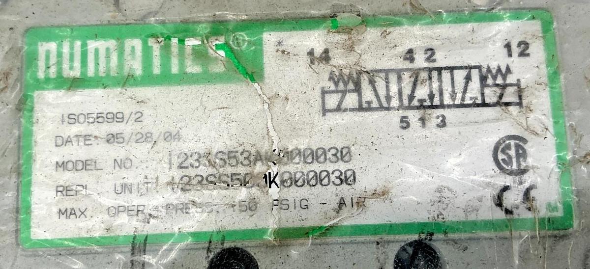New Numatics 123SS53AK000030 Solenoid Valve 150PSIG-Air 0.11A 110/120V 50/60HZ