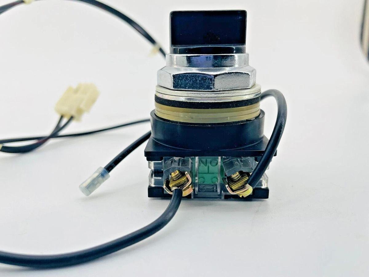 New GE FTNPB2C Switch Kit Hand Off Auto 600V