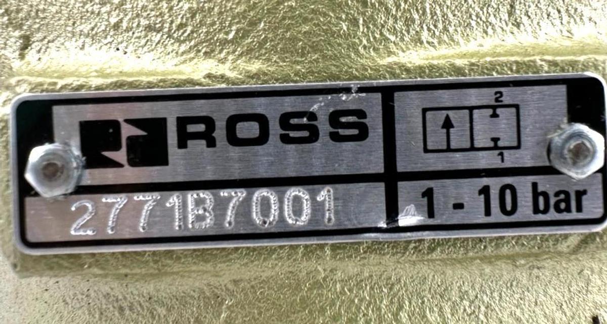 New Ross 2771B7001 Pneumatic Solenoid Valve 110/120VAC - No Box