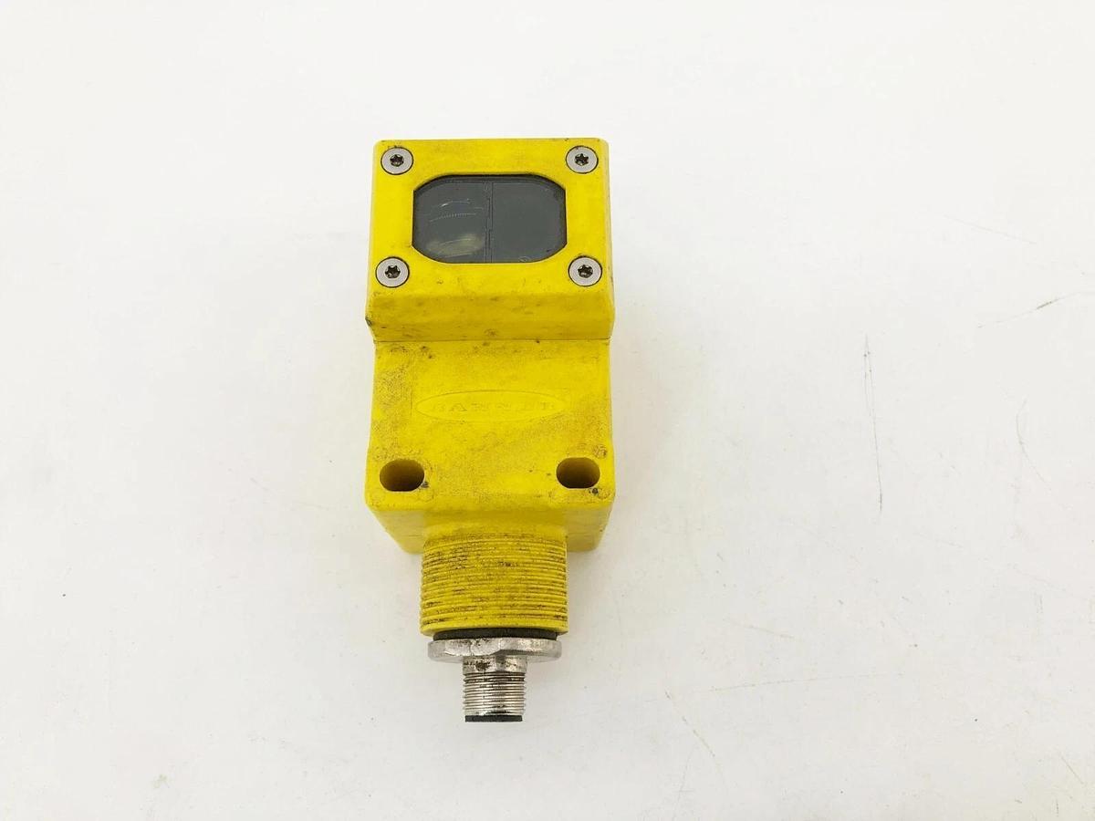 Used Banner Engineering Q45BB6LLPQ6 Retroreflective Sensor 10-30VDC