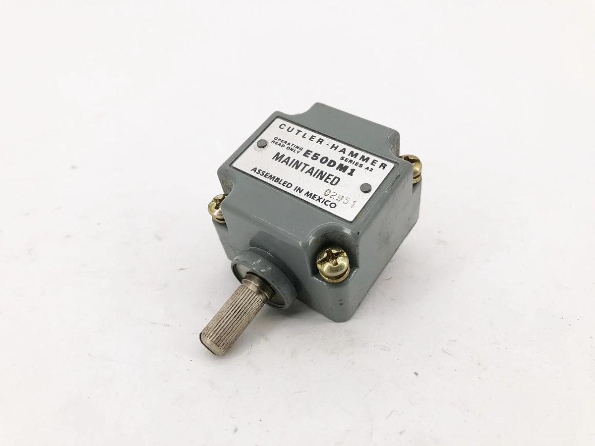 New Cutler-Hammer E50DM1 Limit Switch Head Side Rotary Maintained - No Box