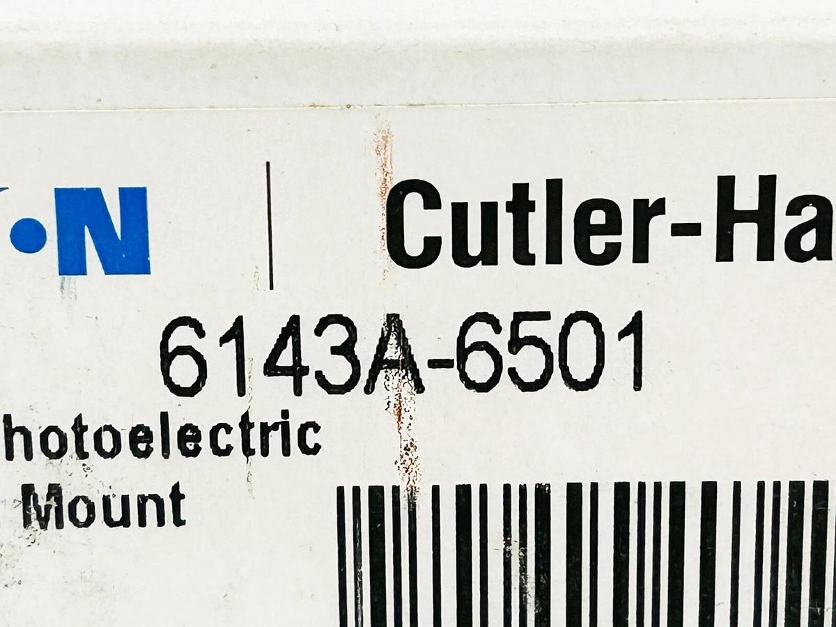 New Eaton 6143A-6501 Ball Swivel Mount For Photoelectric Series A1