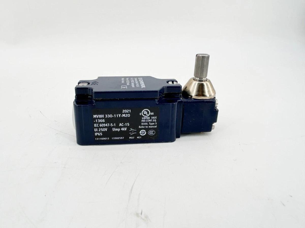 New Schmersal MV8H 330-11Y-M20-1366 Position Switch 131160613 M20X1.5